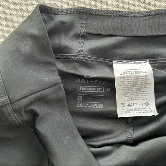 NIKE Black Club Tennis Skirt - Picture 16 of 16